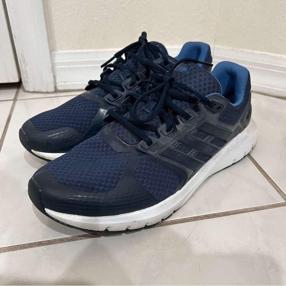 Adidas Men's Dark Blue And White Cloudform Athletic Sneakers Size 12